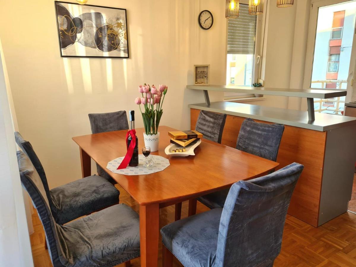 Apartman Adriatic Zadar Bagian luar foto